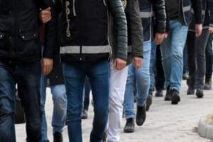 Ankara Cumhuriyet Başsavcılığı; aralarında kamu g&ouml;revlilerinin de olduğu 33 kişi