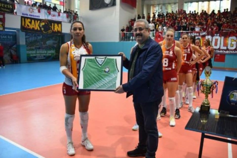 Manisa'nın Salihli il&ccedil;esinde SMA hastası 2.5 yaşındaki Duru Sağlık'ın tedavi