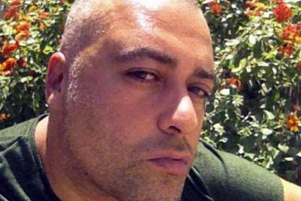 İzmir’in Narlıdere ilçesinde, tartıştığı babası Tahsin (82) ile annesi Tuna