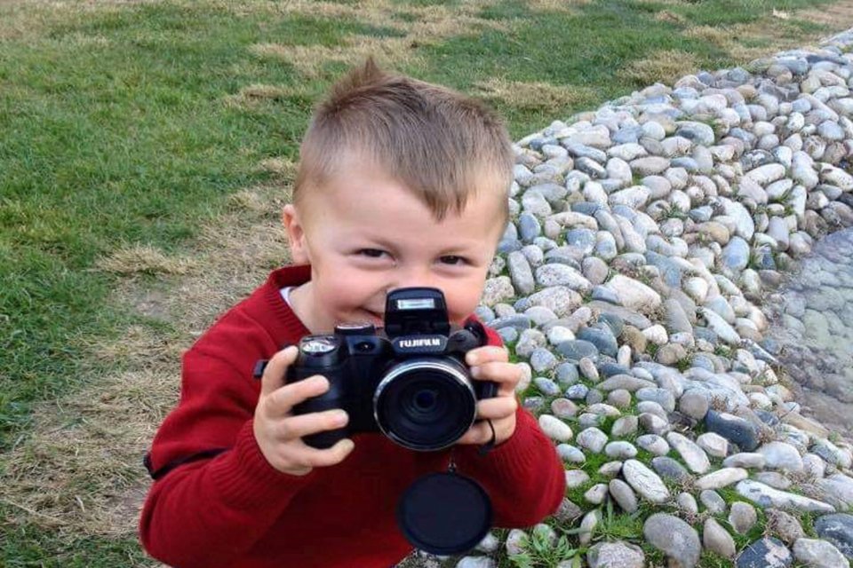 Denizli'nin &Ccedil;ivril il&ccedil;esinde, bu sabah meydana gelen kazada park halindeki