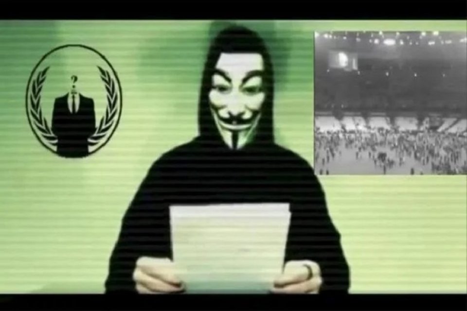 Anonymous, "Vladimir Putin, hi&ccedil;bir sır g&uuml;vende değildir. Her yerdeyiz. Sarayınızdayız.