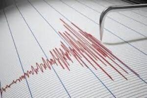 AFAD tarafından yapılan a&ccedil;ıklamaya g&ouml;re Antalya'da 4.7 b&uuml;y&uuml;kl&uuml;ğ&uuml;nde deprem meydana