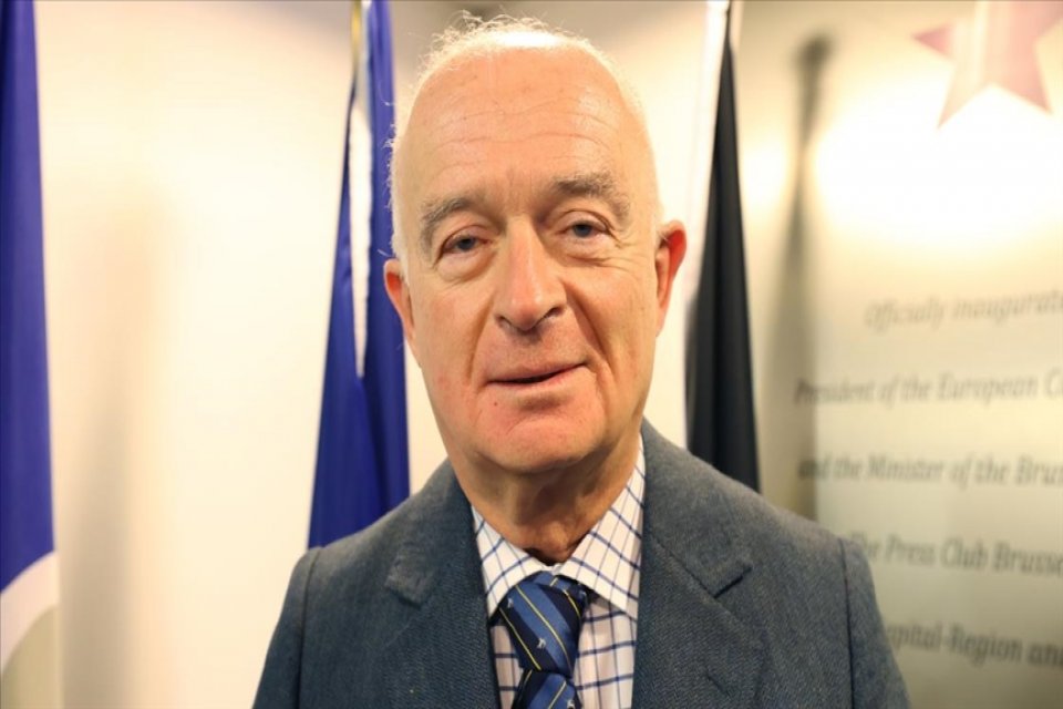 Emekli B&uuml;y&uuml;kel&ccedil;i Selim Kuneralp, Serbestiyet i&ccedil;in kaleme aldığı yazıda 6'lı