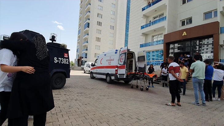 Kayapınar ilçesi Medya Mahallesi’nde sabah saatlerinde dehşet verici bir olay