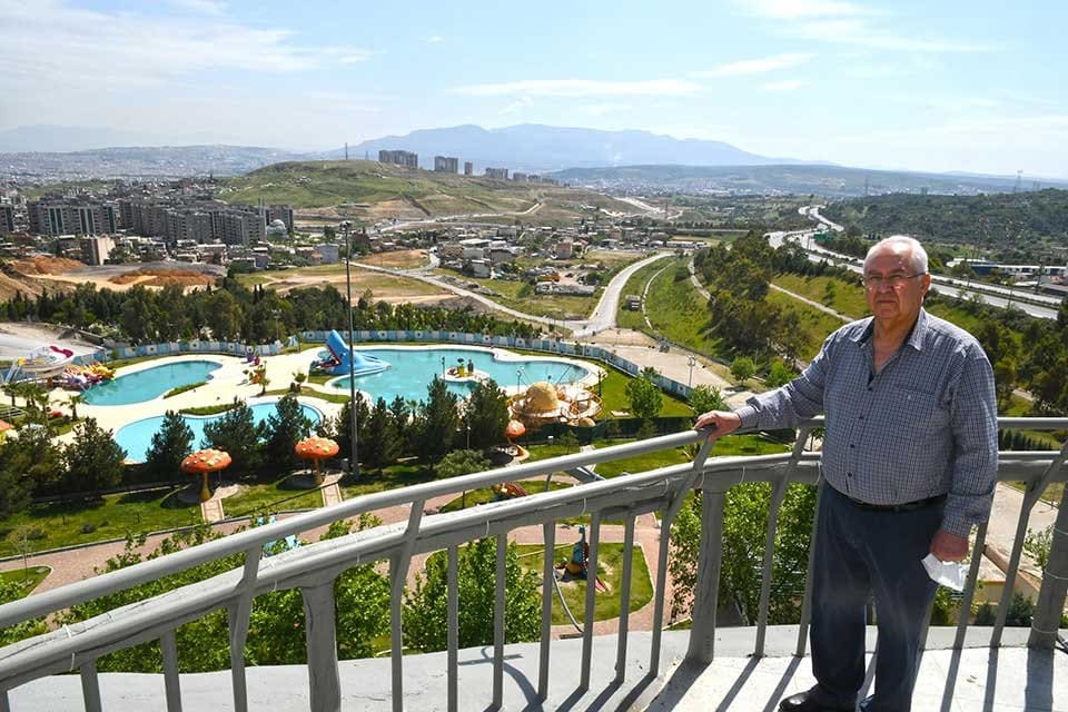 Karabağlar Belediyesi&rsquo;nin Uzundere Rekreasyon Alanı'nda bulunan Aqua Yaşam Havuzları ve