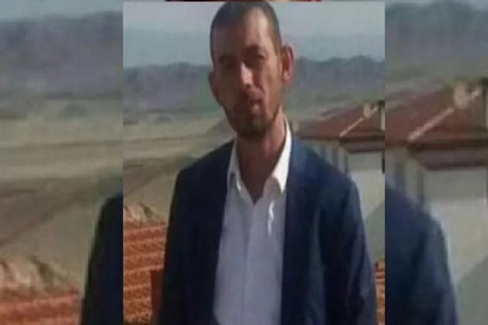 Ankara'da, trafikte tartıştığı 3 kişiyi&nbsp;otomobille&nbsp;&ccedil;arpıp, yaraladığı su&ccedil;lamasıyla tutuklanan Murat &Uuml;neş