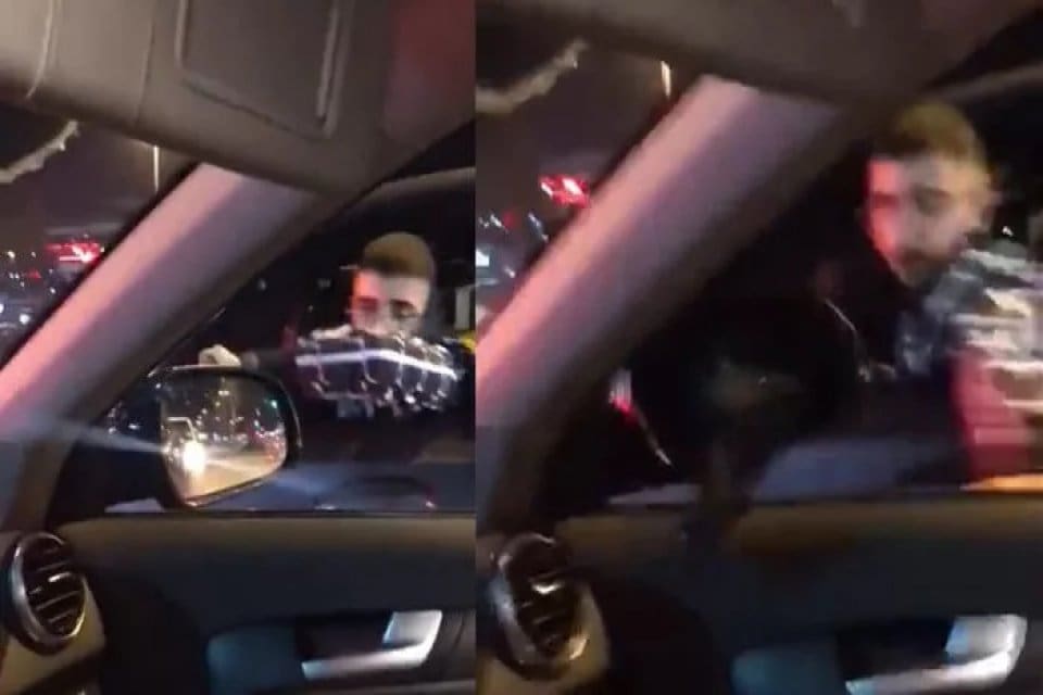 İstanbul Maltepe'de, i&ccedil;erisinde bebeğin bulunduğu aracın aynasını kıran şahıs trafikte