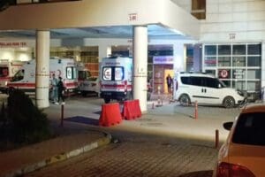 Kırıkkale'nin Karake&ccedil;ili il&ccedil;esinde, tarla anlaşmazlığı bulunan akraba aileler arasında &ccedil;ıkan