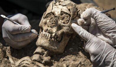 Arkeologlar Afrika kıtasının en eski insan mezarını keşfetti