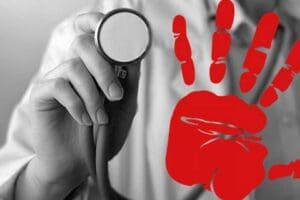 İZMİR Katip &Ccedil;elebi &Uuml;niversitesi Atat&uuml;rk Eğitim ve Araştırma Hastanesinde g&ouml;revli