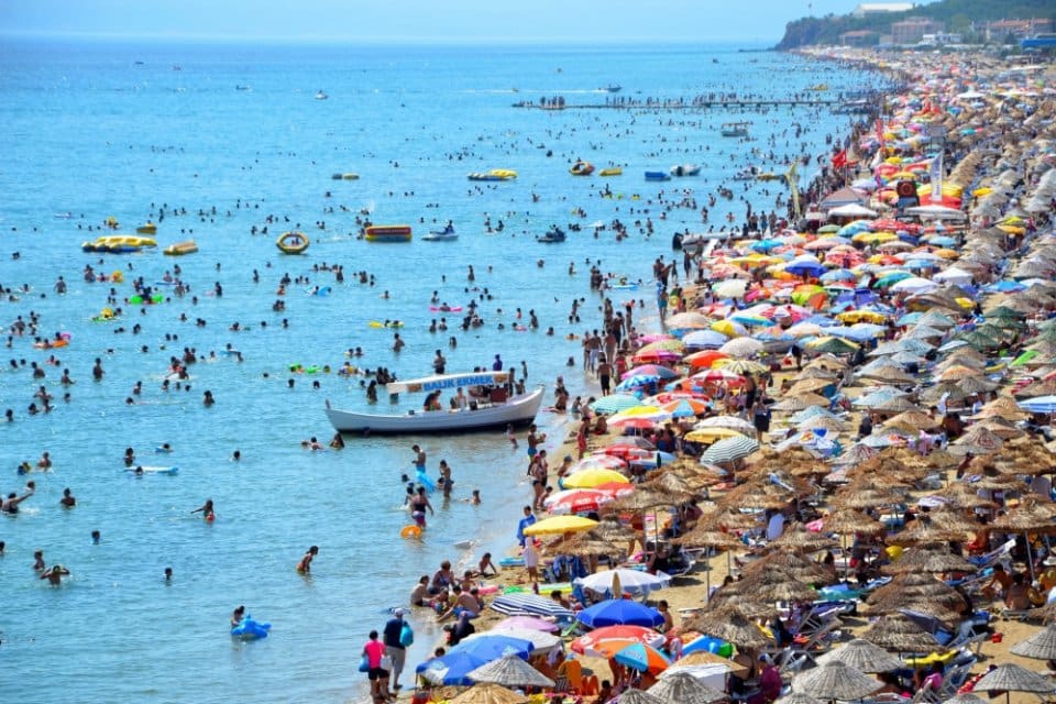 Kurban Bayramı tatilini Bodrum&rsquo;da ge&ccedil;irmek isteyen bir asgari &uuml;cretli, u&ccedil;akla
