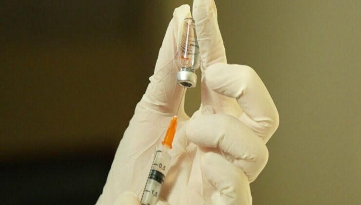 Aşıda eylül hedefi: 50 milyona en az bir doz