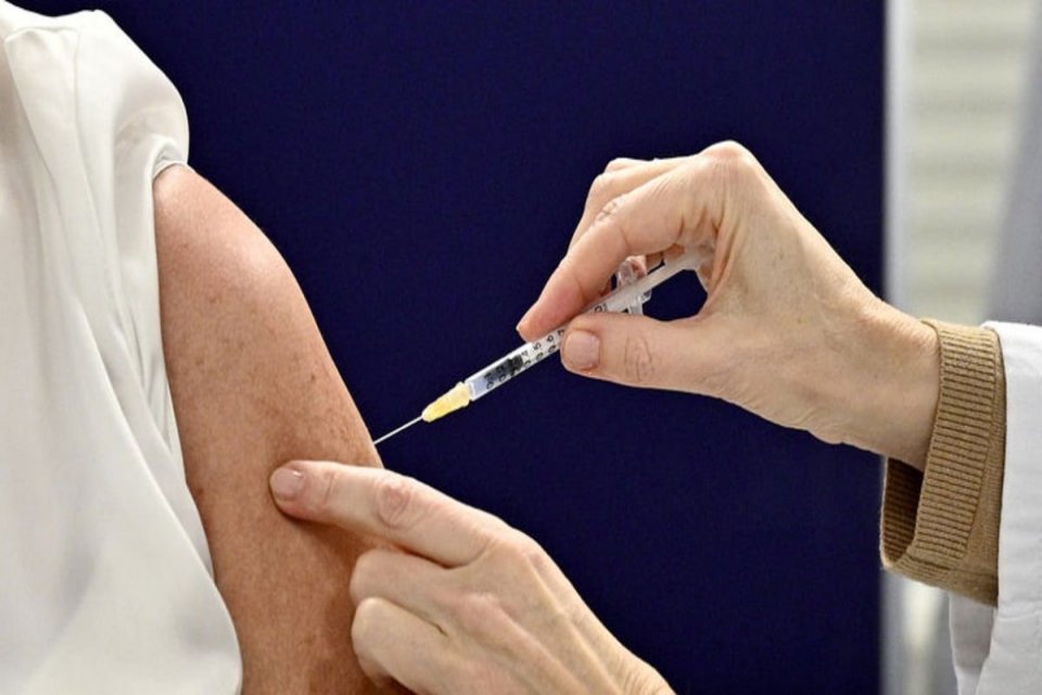 Koronavirüs salgınına karşı Pfizer ve BioNTech'in geliştirdiği Covid-19 aşısı Comirnaty