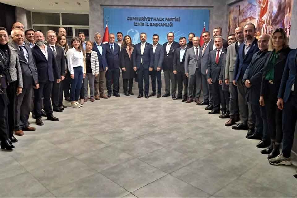 Cumhuriyet Halk Partisi İzmir İl Y&ouml;netim Kurulu, haftalık olağan kurul