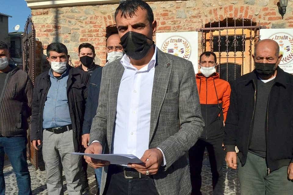 Atanamadığı i&ccedil;in seyyar satıcılık yapan Mersinli coğrafya &ouml;ğretmeni İsmail Karahan