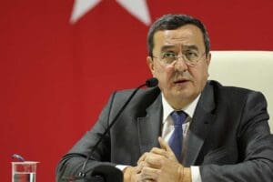 Konak Belediye Meclisi,&nbsp;yapımını belediyenin ger&ccedil;ekleştirdiği G&uuml;ltepe Spor Tesislerine &ldquo;G&uuml;ltepe Atat&uuml;rk