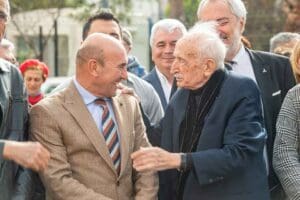 İzmir B&uuml;y&uuml;kşehir Belediyesi, Mustafa Kemal Atat&uuml;rk hakkında yazdığı kitaplar ve