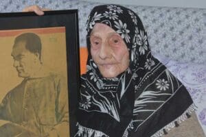 T&uuml;rkiye Cumhuriyeti&rsquo;nin kurucusu Mustafa Kemal Atat&uuml;rk'&uuml; g&ouml;r&uuml;p hayatta kalan nadir