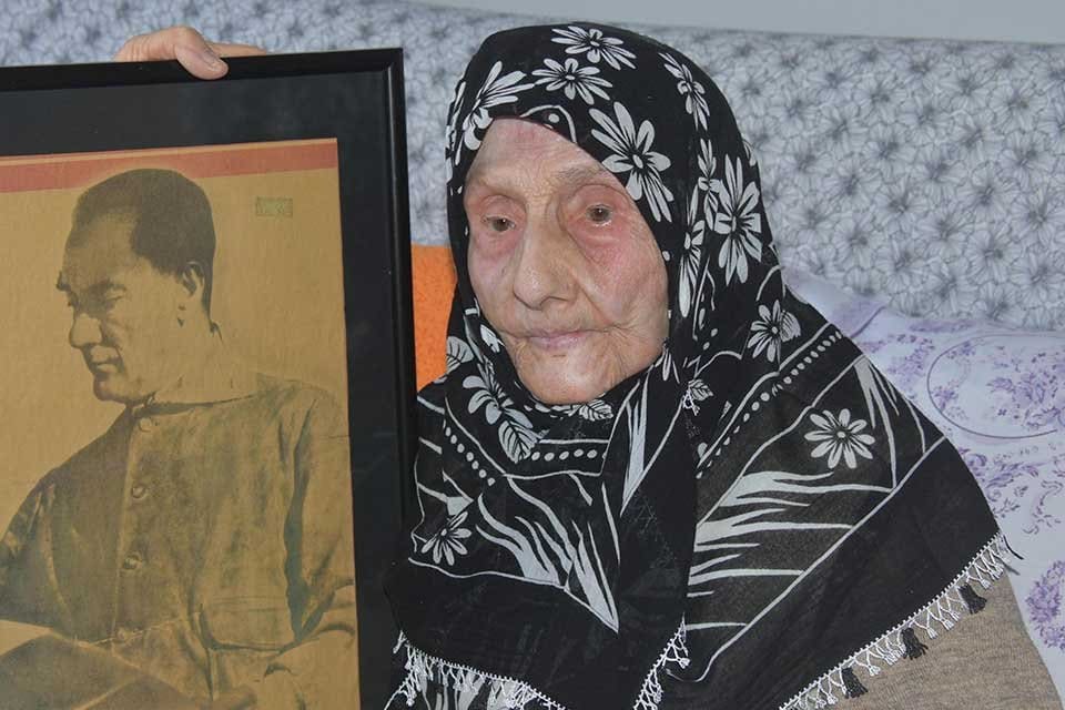 T&uuml;rkiye Cumhuriyeti&rsquo;nin kurucusu Mustafa Kemal Atat&uuml;rk'&uuml; g&ouml;r&uuml;p hayatta kalan nadir