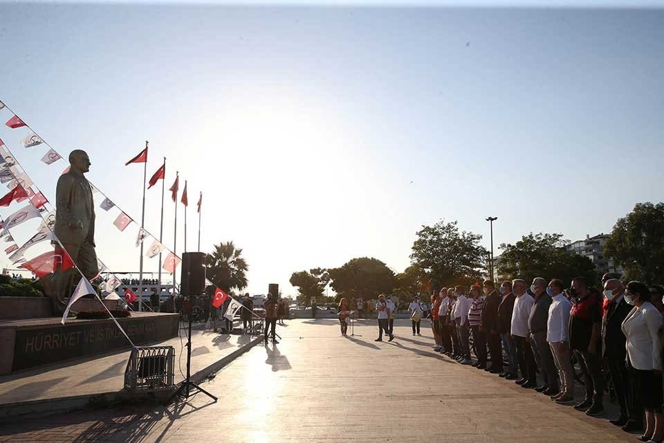 Ulu &Ouml;nder Gazi Mustafa Kemal Atat&uuml;rk&rsquo;&uuml;n Karşıyaka ziyareti ve Karşıyaka