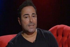 Atilla Taş, Twitter hesabından muhalefetin cumhurbaşkanı adayını &ouml;ğrendiğini duyurdu. Şarkıcı