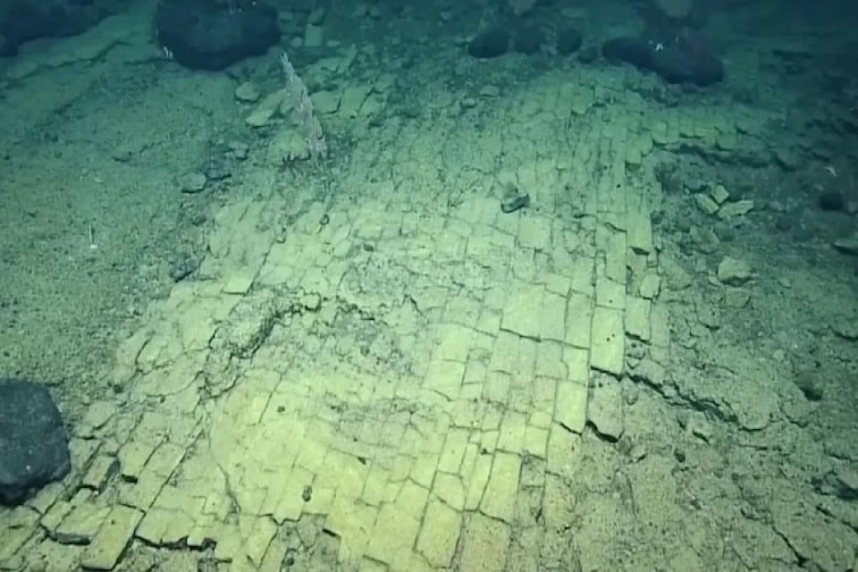 B&uuml;y&uuml;k bir gizeme sahip olan Atlantis'in bulunduğuna dair g&ouml;r&uuml;nt&uuml;ler ortaya