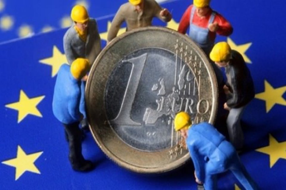 Euro b&ouml;lgesinde işsizlik Nisan'da y&uuml;zde 6,8 ile rekor d&uuml;ş&uuml;k seviyede