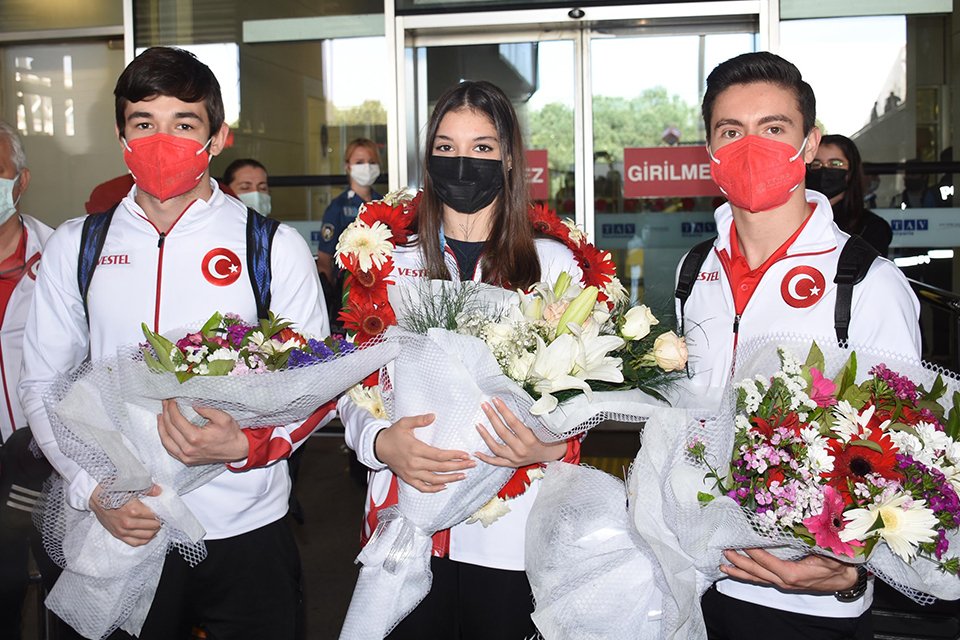 Rusya&rsquo;nın So&ccedil;i kentinden d&uuml;zenlenen Trampolin Cimnastik Avrupa Şampiyonası&rsquo;nda Konyalı Elif