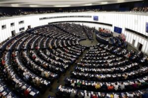 Avrupa Parlamentosu, Rusya-Ukrayna savaşı konusunda d&uuml;zenlenen olağan&uuml;st&uuml; oturumda Ukrayna'nın AB