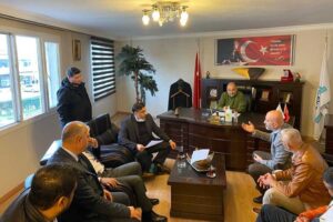 AK Parti İzmir Milletvekili Cemal Bekle ve Bornova İl&ccedil;e Başkanı