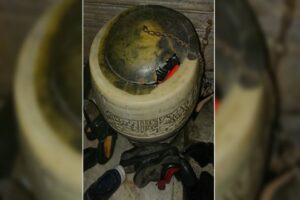 Arkeolog Ömer Faruk Yavaşçay, Ayasofya'nın tarihi su haznesinin kırılarak içine