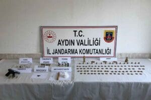 Aydın'ın Didim il&ccedil;esinde uyuşturucu ve tarihi eser ka&ccedil;ak&ccedil;ılarına y&ouml;nelik operasyonda