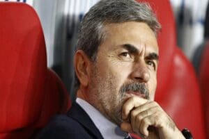 Rıza &Ccedil;alımbay'ın sezon sonu bitecek olan s&ouml;zleşmesini uzatmayacak olan Sivasspor