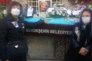 T&uuml;rkiye&rsquo;nin ilk kadın ortodontisti de olan, hayırseverliğiyle tanınan ve sevilen