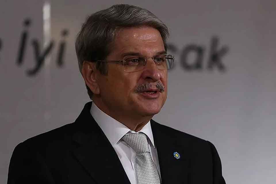 İYİ Parti Genel Başkan Başdanışmanı ve İzmir Milletvekili Aytun &Ccedil;ıray,