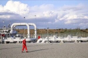 Enerji ve Tabii Kaynaklar Bakanı D&ouml;nmez ,Azerbaycan gazını T&uuml;rkiye &uuml;zerinden