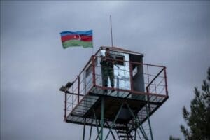 Azerbaycan Savunma Bakanlığı, Ermenistan'ın provokasyonu sonucu sınırda &ccedil;atışmaların başladığını duyurdu.