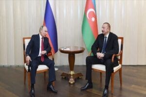 Azerbaycan Savunma Bakanlığı, verdikleri bilgilerin Karabağ'da ge&ccedil;ici olarak konuşlanan Rus