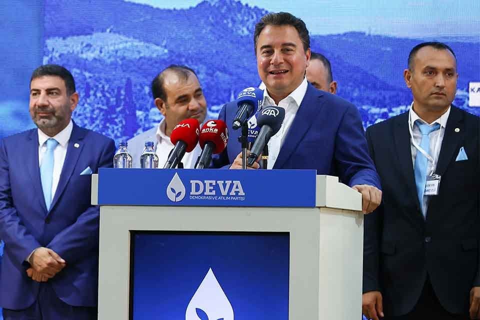 DEMOKRASİ ve Atılım (DEVA) Partisi Genel Başkanı Ali Babacan, "&Uuml;lkemizi