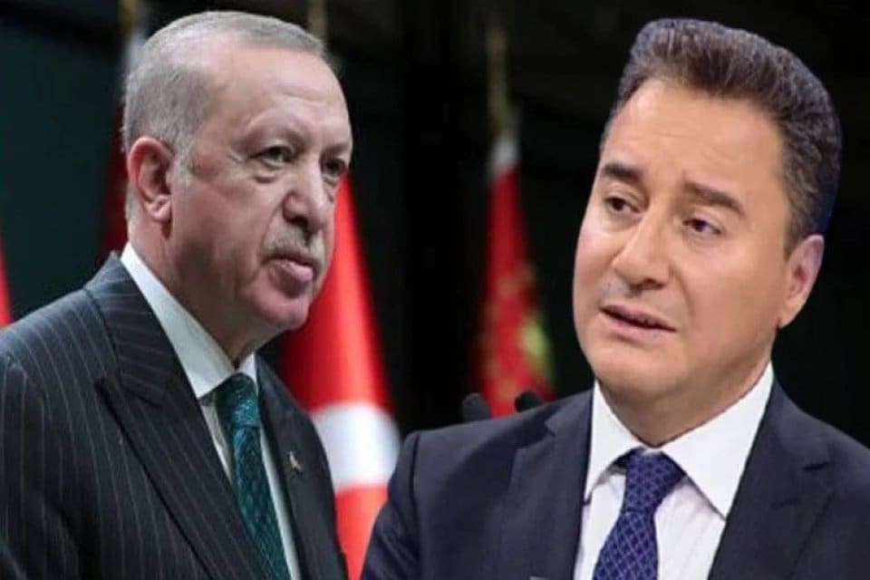 Demokrasi ve Atılım Partisi (DEVA) Genel Başkanı Ali Babacan, Cumhurbaşkanı