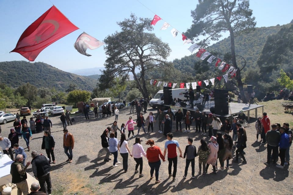 Karşıyaka Belediyesi Kadın ve Aile Hizmetleri M&uuml;d&uuml;rl&uuml;ğ&uuml; ile Ege Fark