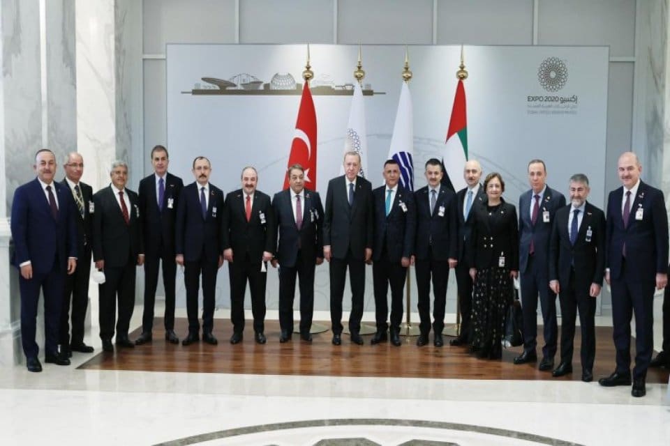 Cumhurbaşkanı Recep Tayyip Erdoğan ve Milli Savunma Bakanı&nbsp;Hulusi Akar'ın Covid-19