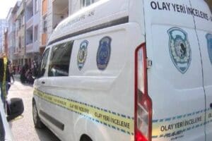 Bağcılar'da, H&uuml;seyin Turan (70), eşi Sevim Turan (62)'ı pompalı t&uuml;fekle