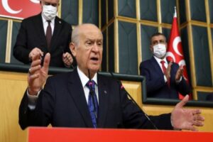 MHP lideri Devlet Bahçeli partisinin grup toplantısında konuşuyor MHP Genel