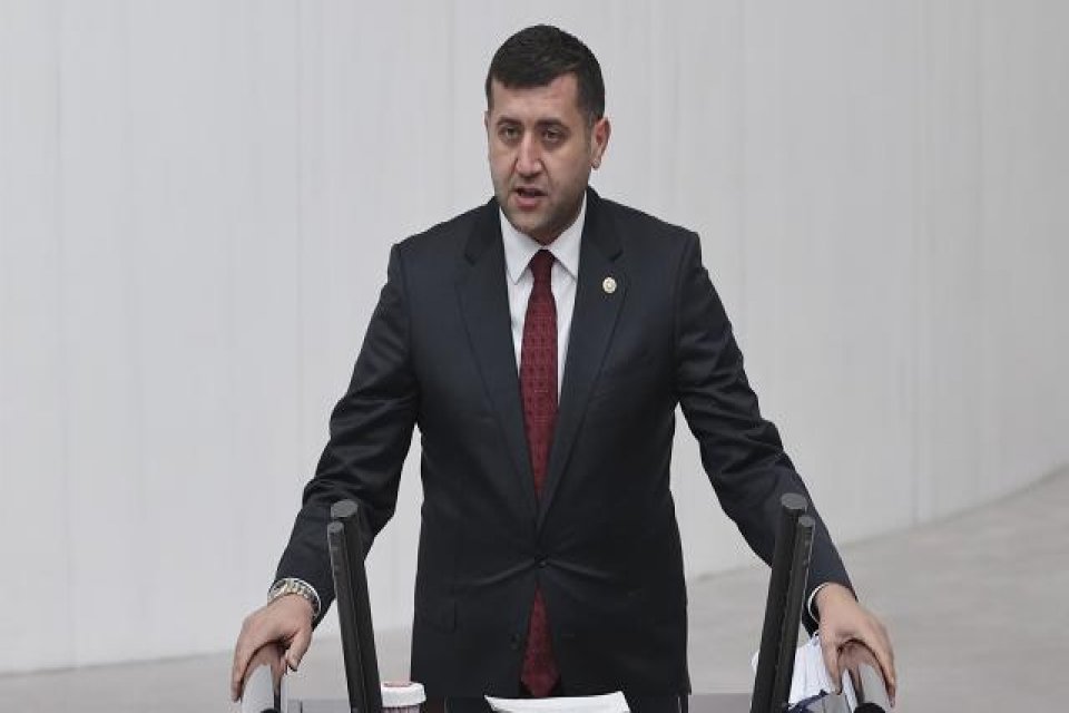 MHP Genel Başkanı Devlet Bah&ccedil;eli, T&uuml;rkiye İstatistik Kurumu&rsquo;nu (T&Uuml;İK) eleştirerek,&nbsp;&ldquo;Zamlar