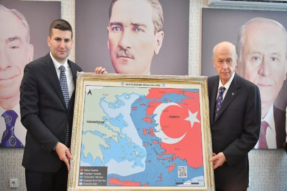 Hafta sonu sosyal medyada paylaşılan MHP lideri Devlet Bah&ccedil;eli'nin haritalı