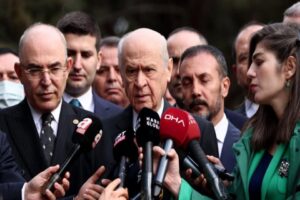 MHP Genel Başkanı Devlet Bah&ccedil;eli, bayram namazının ardından MHP'nin kurucu