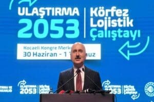Ulaştırma ve Altyapı Bakanı Adil Karaismailoğlu, tahıl koridoruna ilişkin, "Bug&uuml;ne