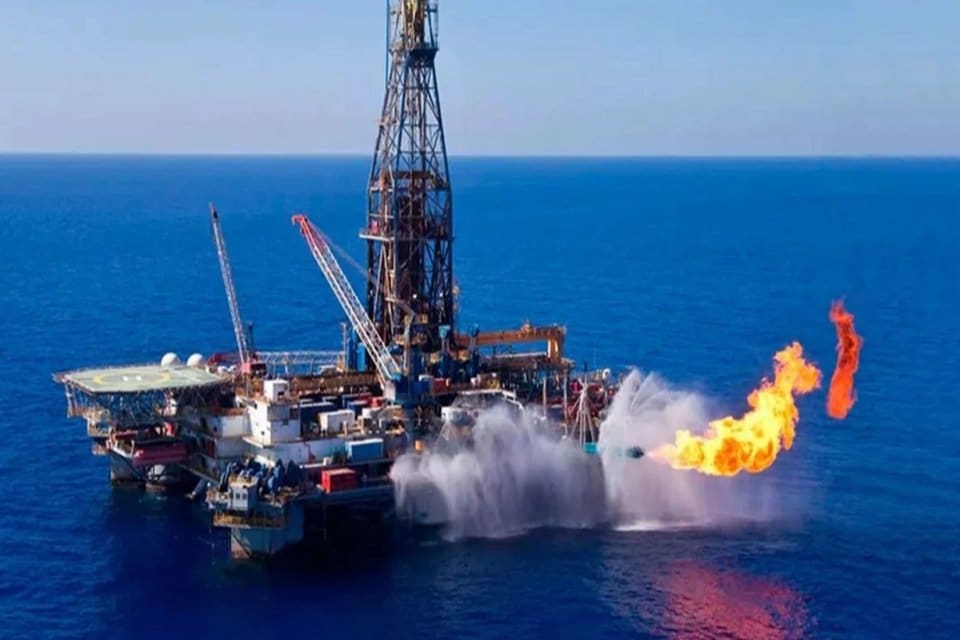 Enerji ve Tabii Kaynaklar Bakanı Fatih D&ouml;nmez, Karadeniz doğalgazının iletim