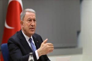 AK Parti'lilerin "Vur de vuralım, &ouml;l de &ouml;lelim" sloganlarına "Onun